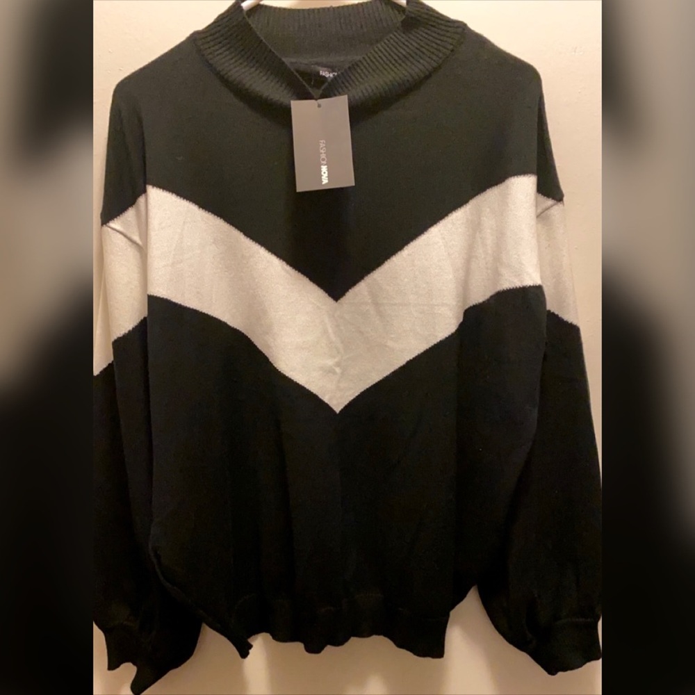 NWT Fashion Nova Black and White Sweater